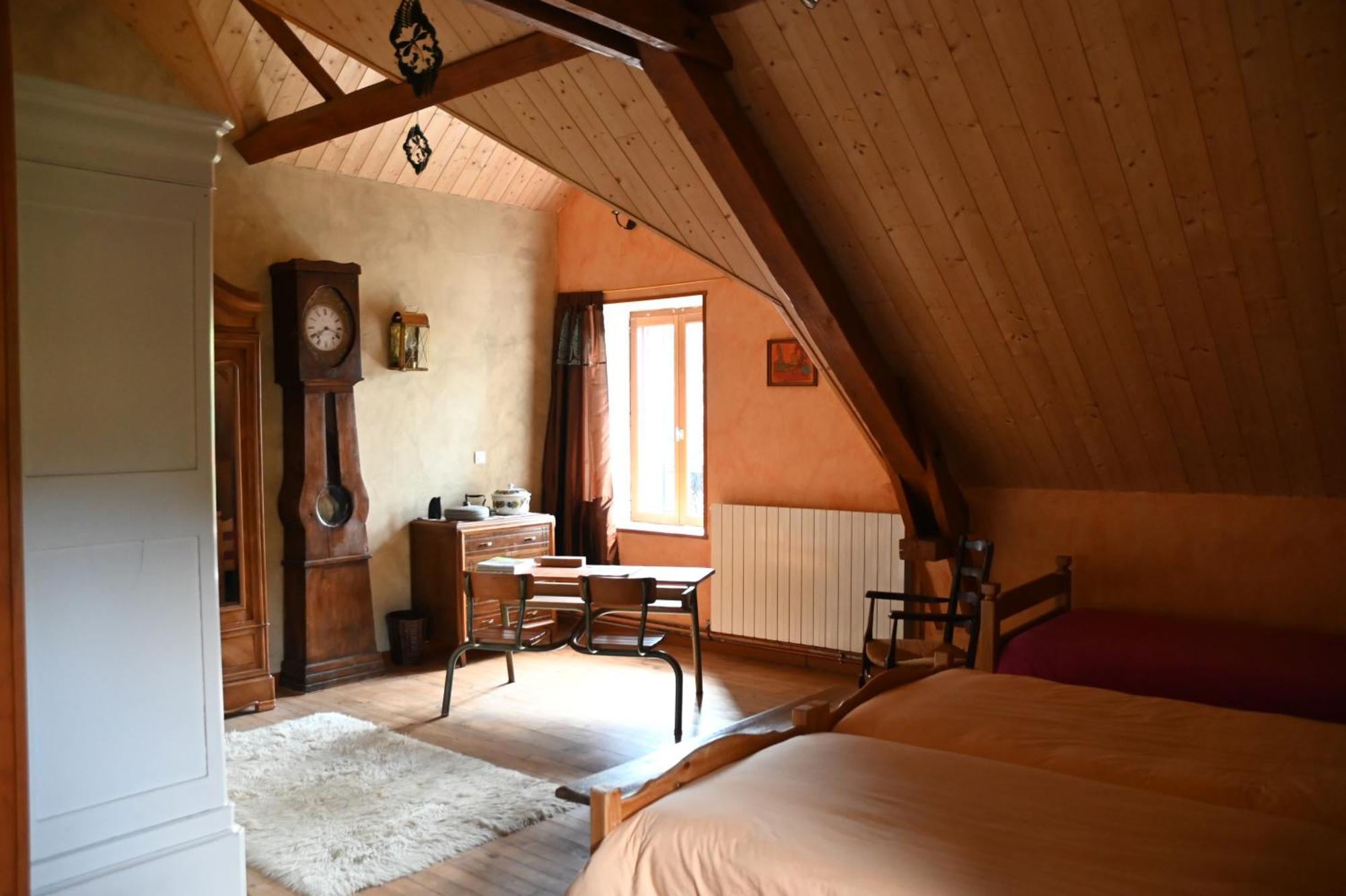 Bed and Breakfast Le Deyran Égliseneuve-dʼEntraigues Esterno foto