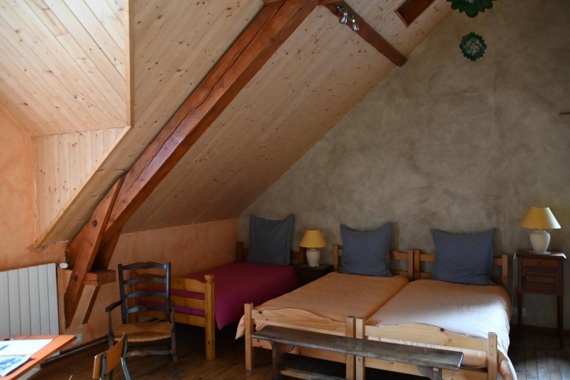 Bed and Breakfast Le Deyran Égliseneuve-dʼEntraigues Esterno foto