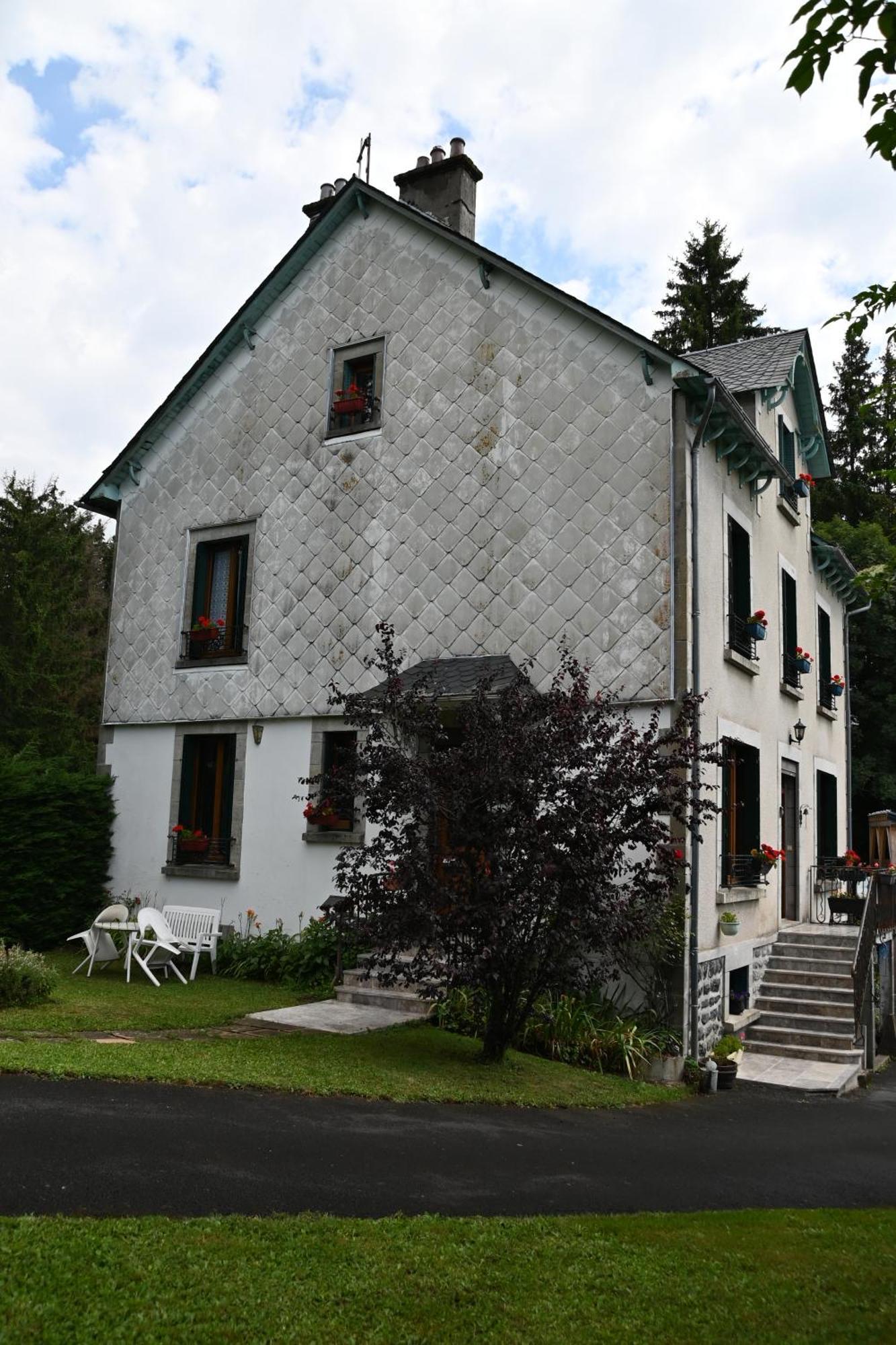 Bed and Breakfast Le Deyran Égliseneuve-dʼEntraigues Esterno foto